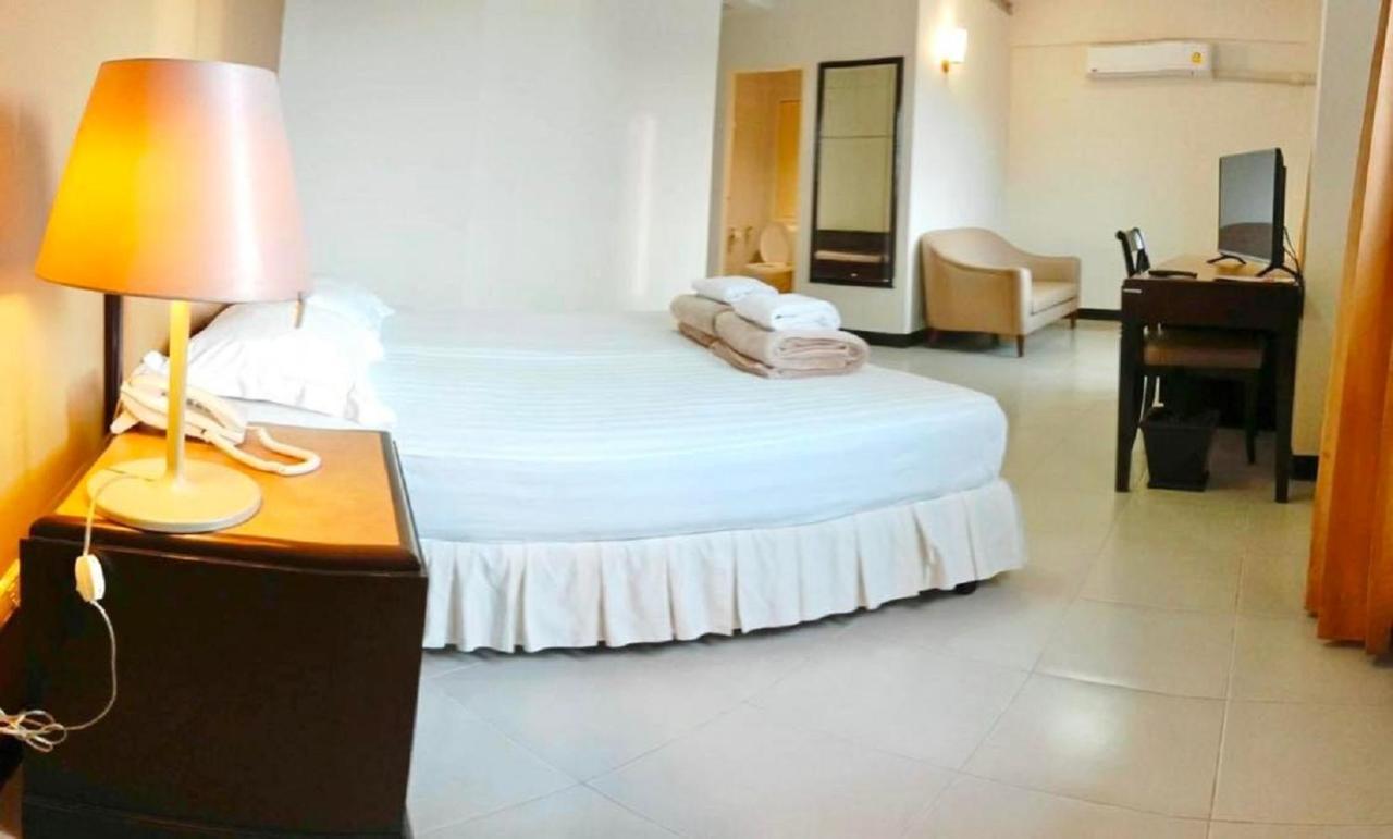 Tinidee Hotel Ranong Eksteriør bilde
